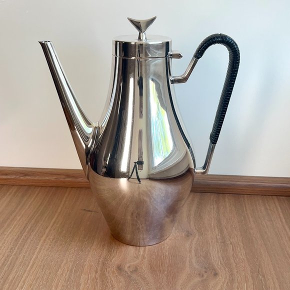 Reed & Barton Denmark Silver Plate Coffee Pitcher & Sugar Bowl - Picture 5 of 7